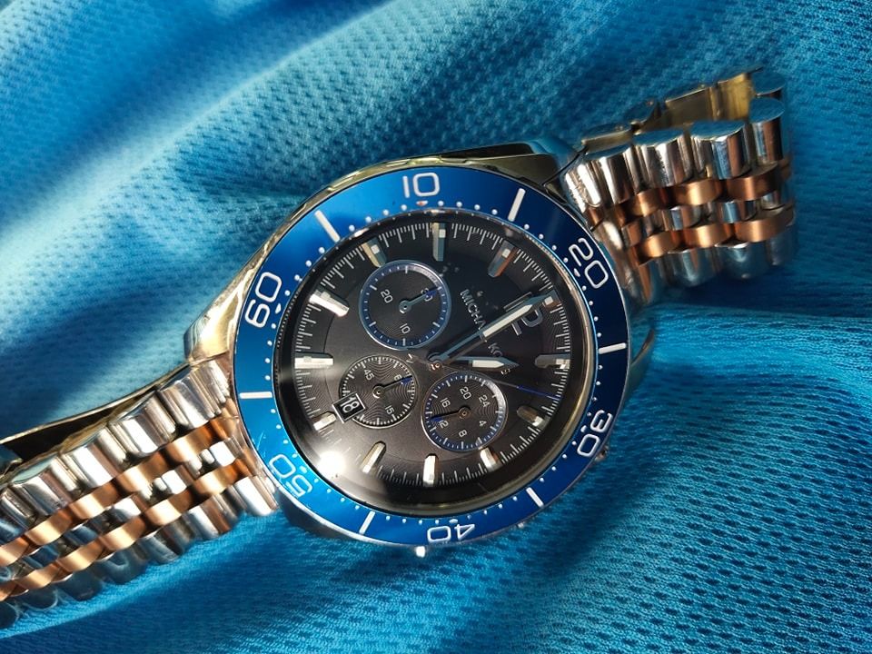 Michael Kors Windward Black Face Blue Bezel Chronograph MK8423