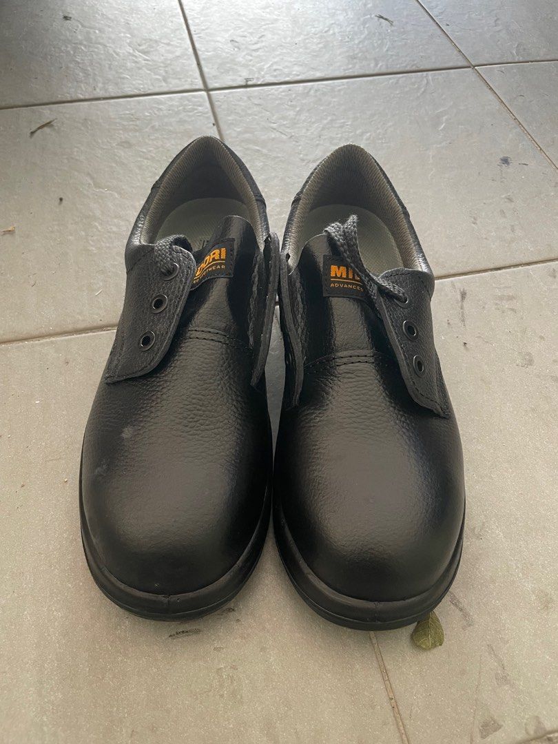 Midori Safety Shoes, Men's Fashion, Footwear, Boots on Carousell