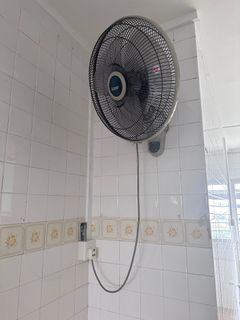 (Category: ) located in . Submitted by ericchanchan (Listing ID 1256673733, Image 1). Description: .