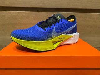 (Category: ) located in . Submitted by snkrhaas (Listing ID 1256806638, Image 1). Description: .