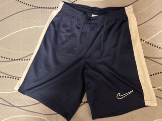 拔萃男書院Nike籃球精英賽短褲