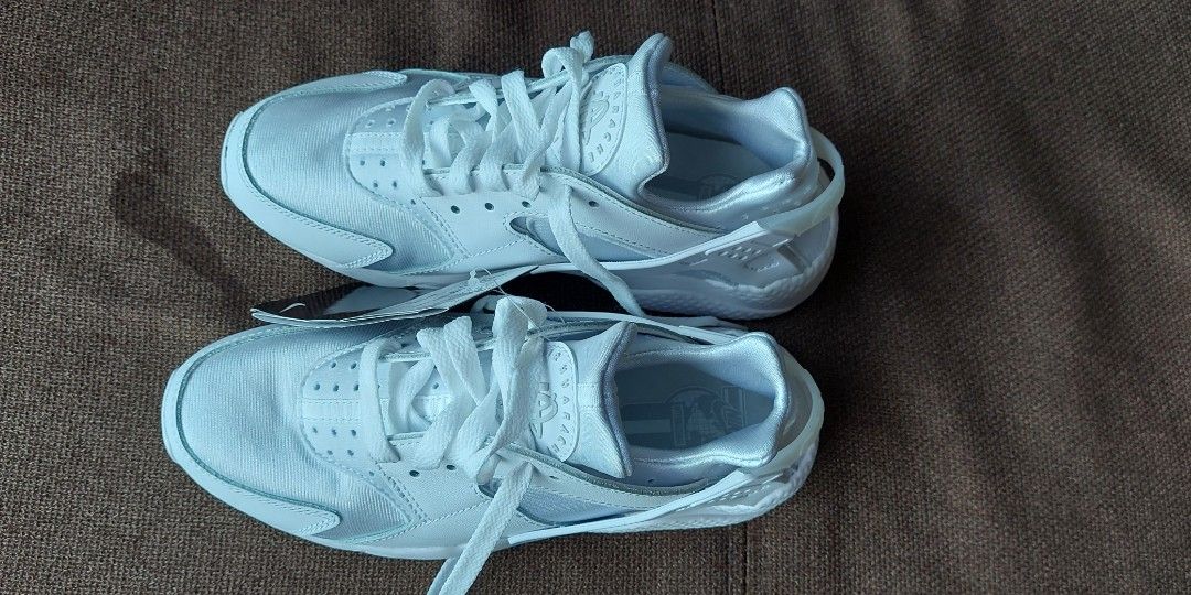 Nike air huarache size 6 shop