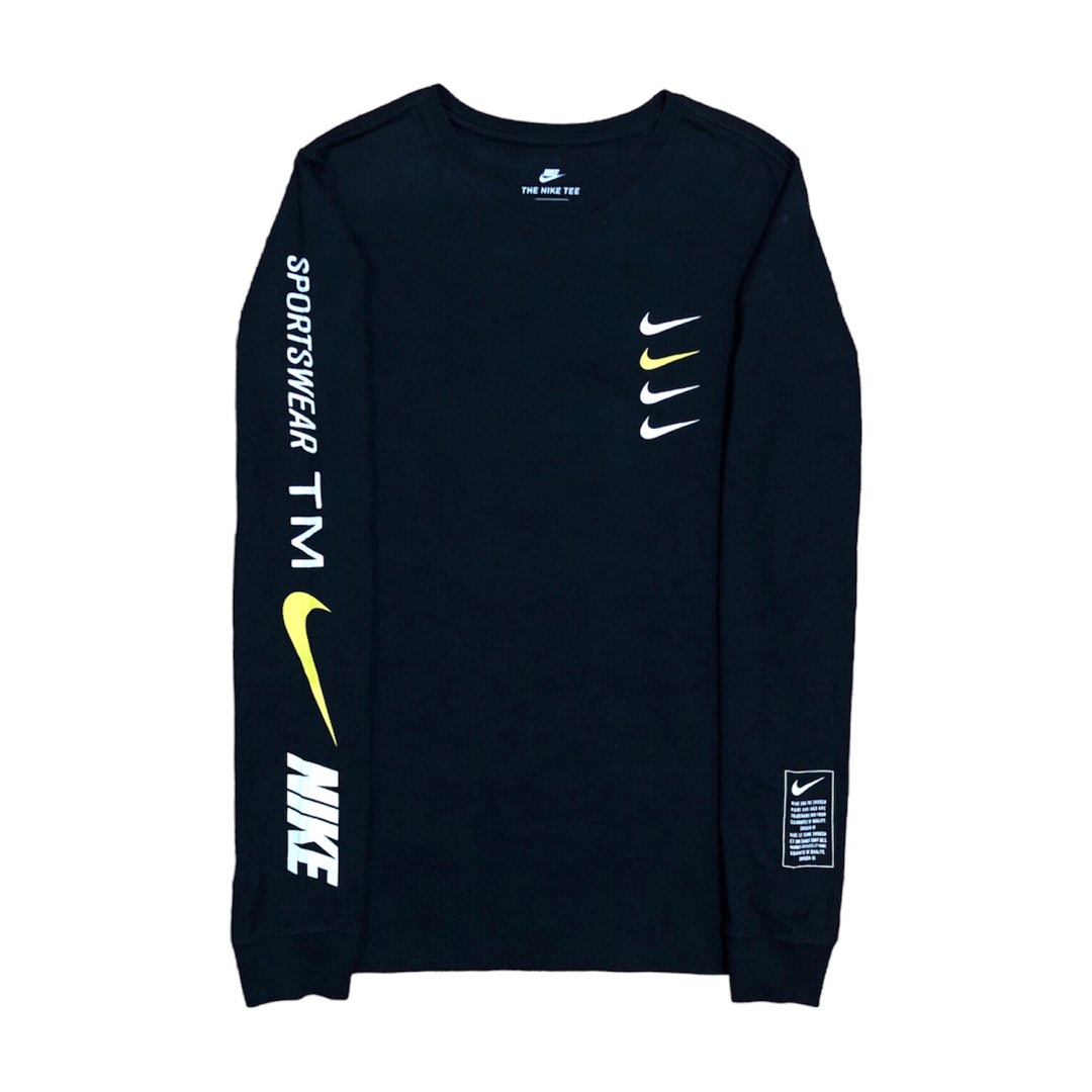 Nike sportswear microbranding top