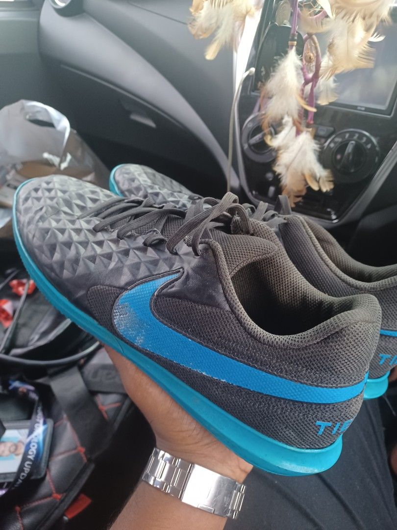Nike online tempo 3