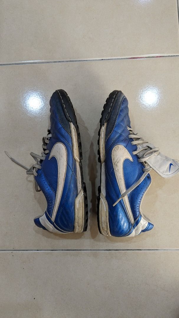 Nike total sales 90 bleu
