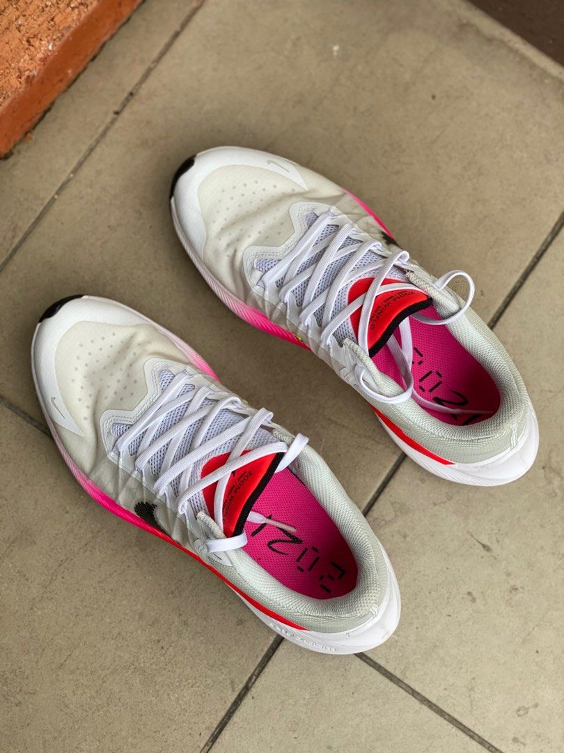 winflo 8 running sneaker