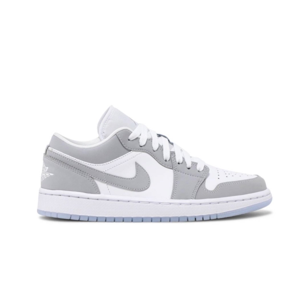 Nike air clearance jordan low top