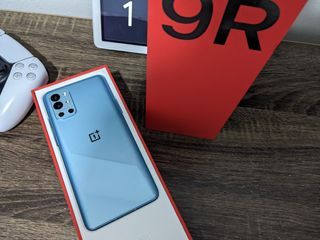 OnePlus 9R