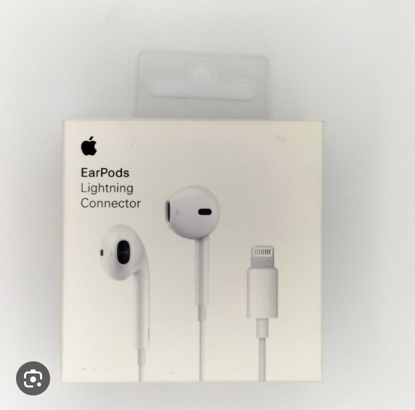 ORIGINAL Apple Earpod (lightning cable), Audio, Earphones on Carousell