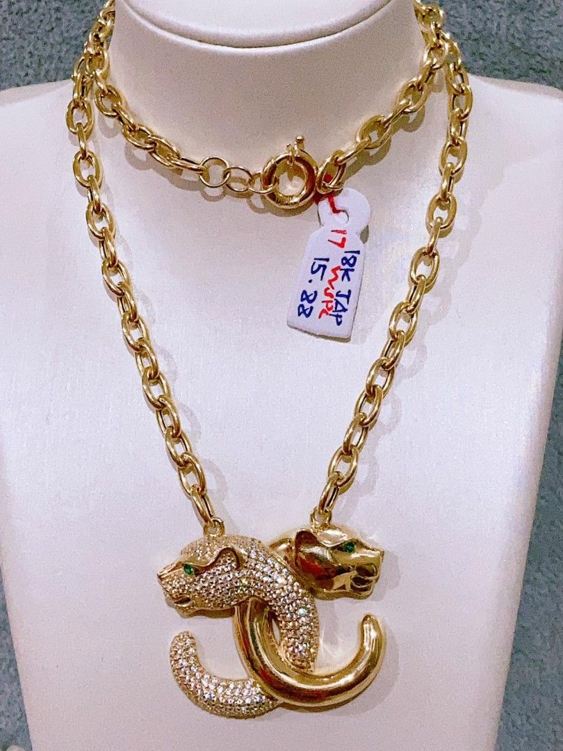 Gucci panther necklace sales