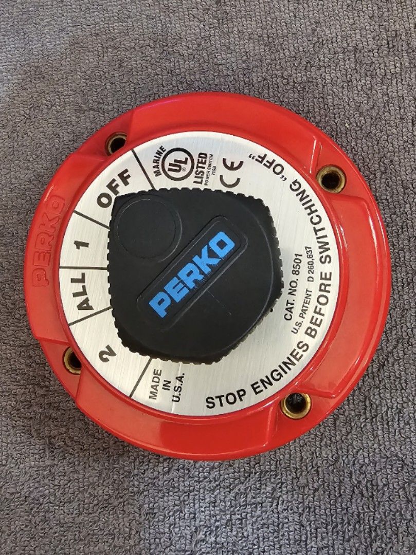 PERKO BATTERY SWITCH, TV & Home Appliances, Electrical, Adaptors