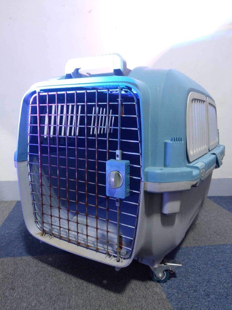 Pet carrier with trolley, Pet Supplies, Homes & Other Pet Accessories
