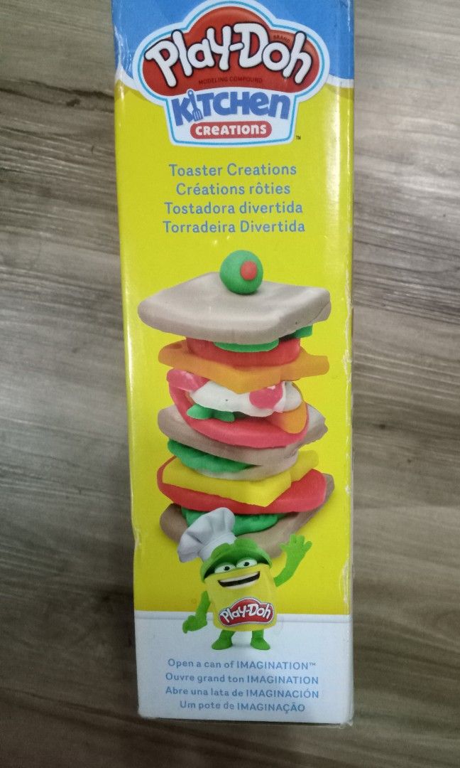 Playdoh kitchen creations toaster, Bayi Anak, Mainan Baby