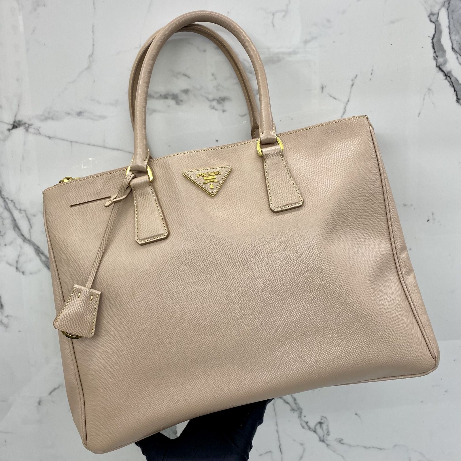 PRADA Saffiano Tote Bag, Luxury, Bags & Wallets on Carousell