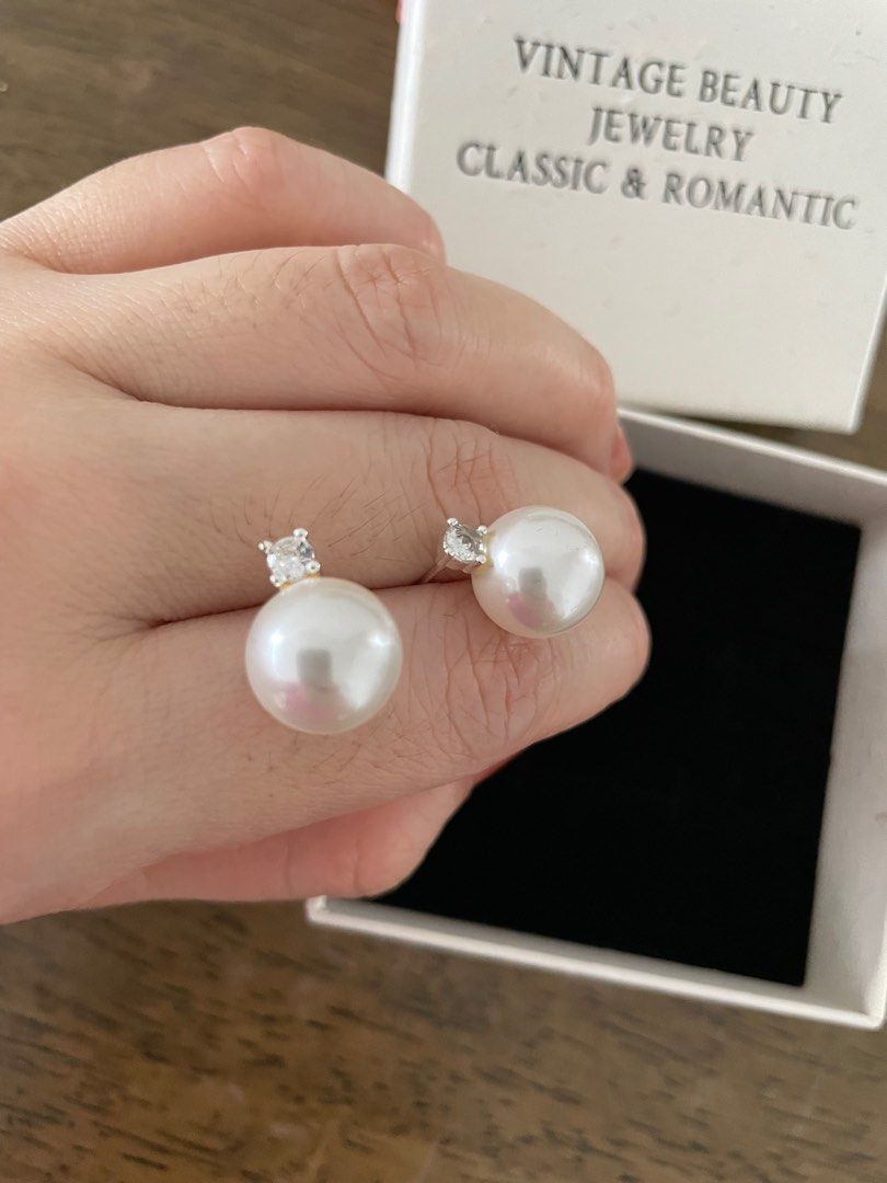 Helzberg pearl earrings hotsell