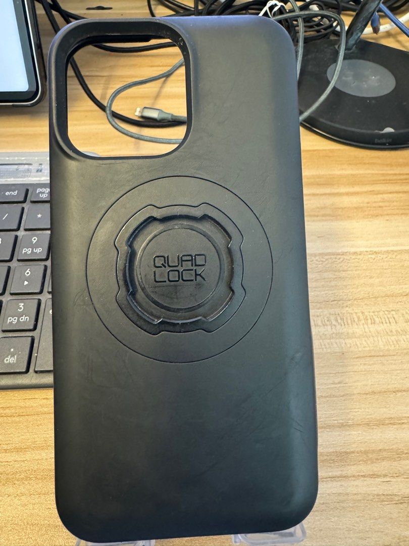 Quadlock Case IPhone 14 Pro Max with Magsafe, Mobile Phones & Gadgets