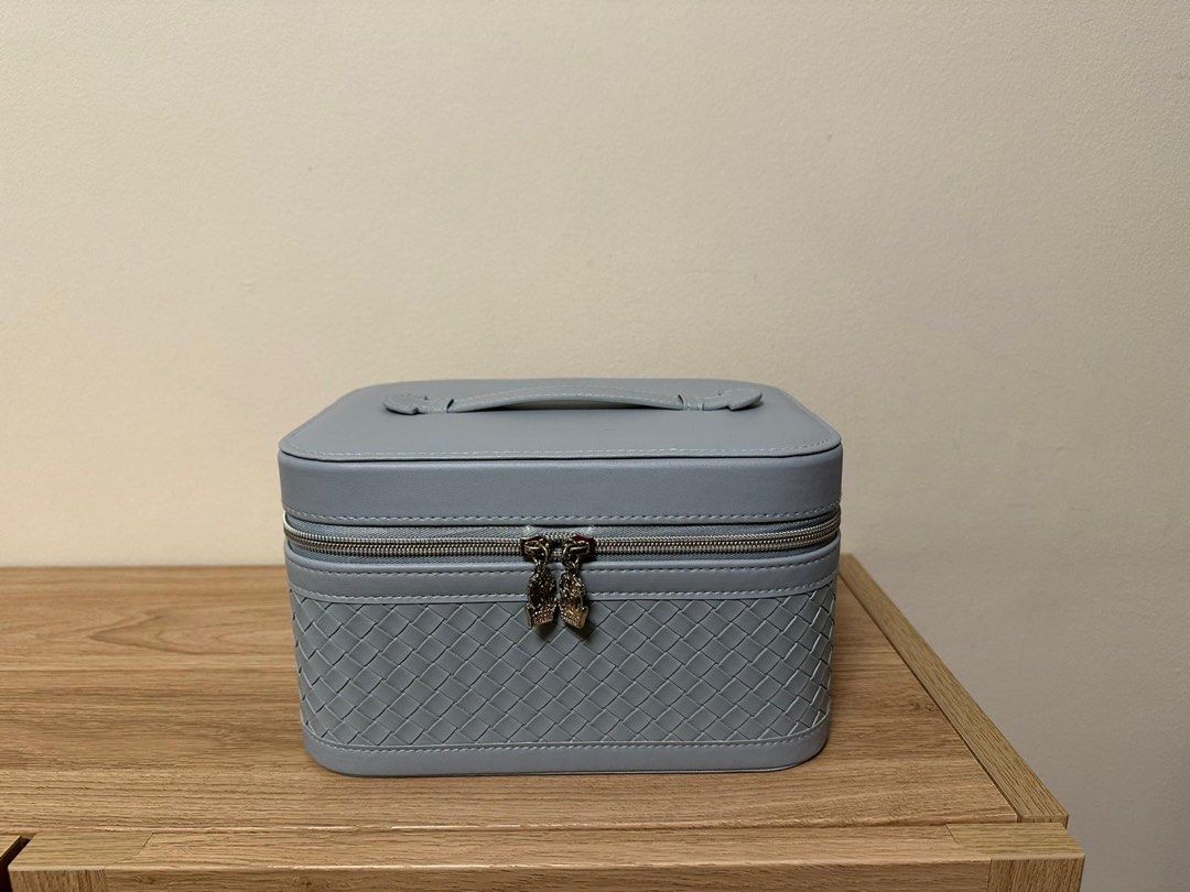(Reserved) Ritz Carlton Greyblue Mooncake vanity bag, Furniture & Home ...