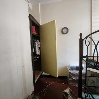 Room for rent near DLSU, St. Scho, LRT Vito Cruz etc