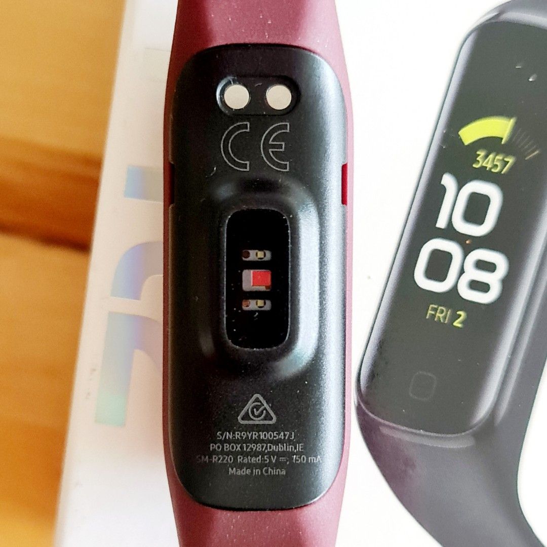 Samsung fit 2 outlet pro sleep tracking