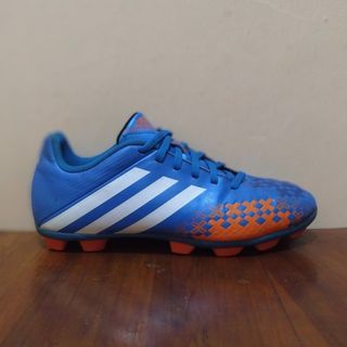 Sepatu Bola Adidas Predito Original Sepatu Bola Bekas Ori Sepatu Second Sepatu Adidas Ukuran 40⅔