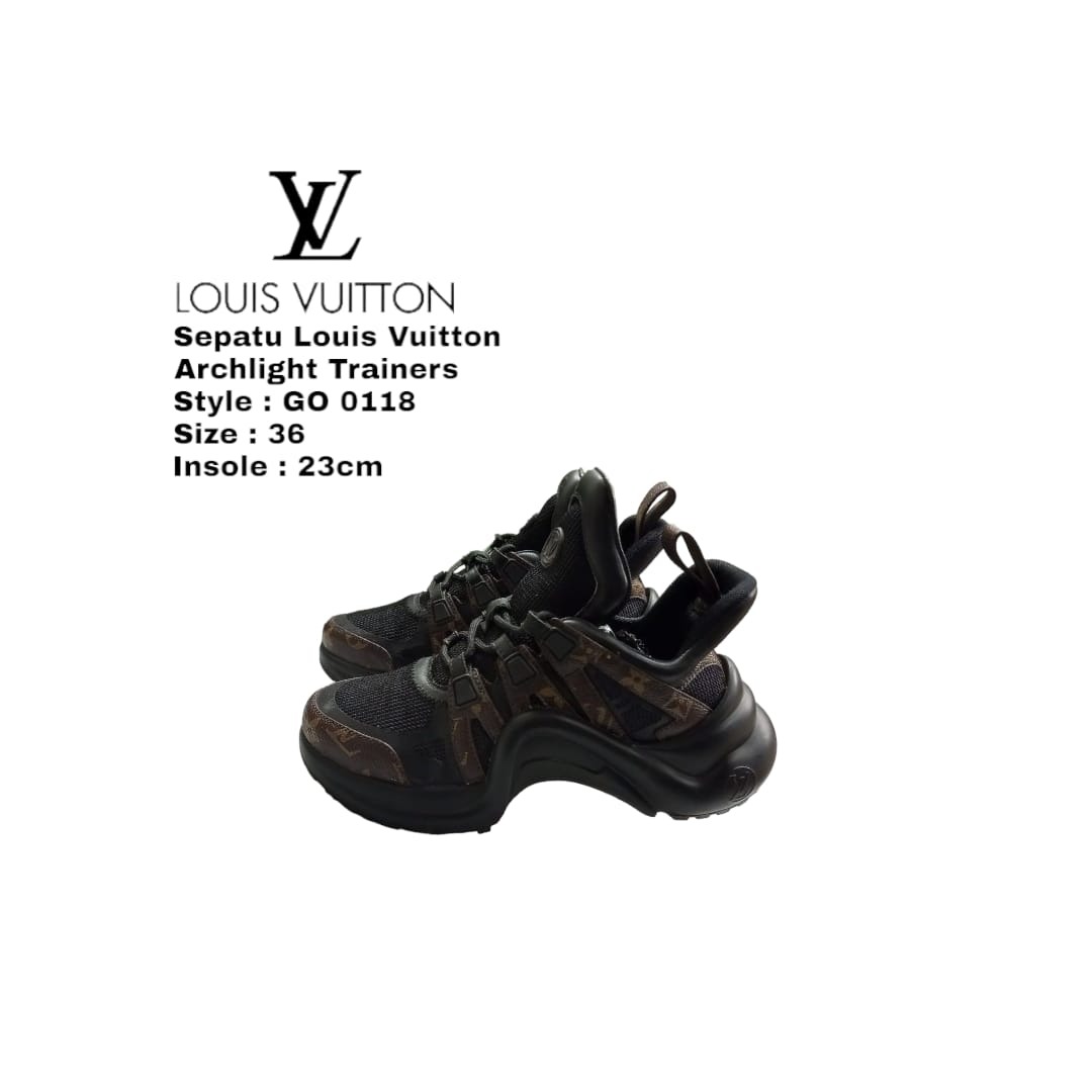 Sepatu Louis Vuitton Female - Hitam ukuran 36 (Brand New)