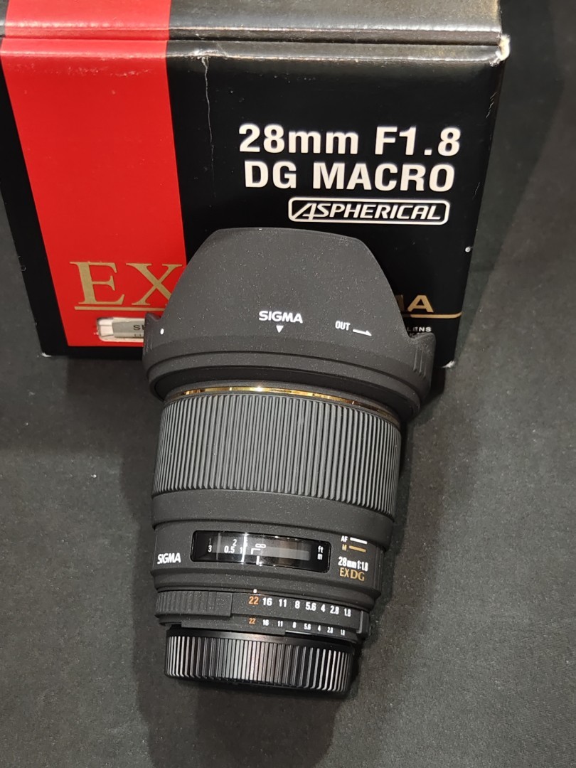 SIGMA 28/1.8 DG Macro for nikon F 行貨99%new, 攝影器材, 鏡頭及裝備