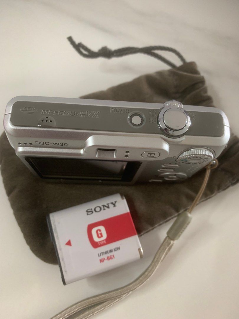 Sony CyberShot MPEG Movie VX DSCW30, Photography, Cameras on Carousell