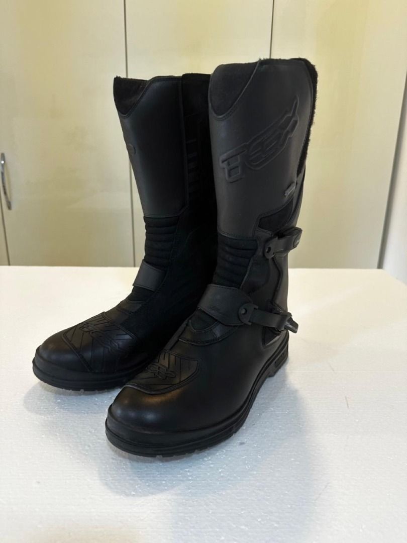 TCX 7154G Infinity EVO Gore Tex Boots. Size 46 Unworn