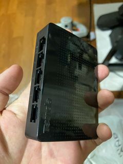 Tenda 5 port network switch router