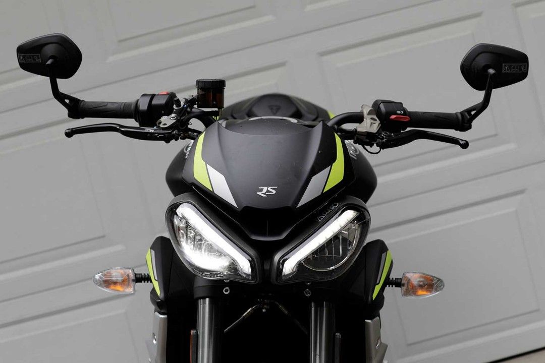 Triumph street triple rs 2020 black deals
