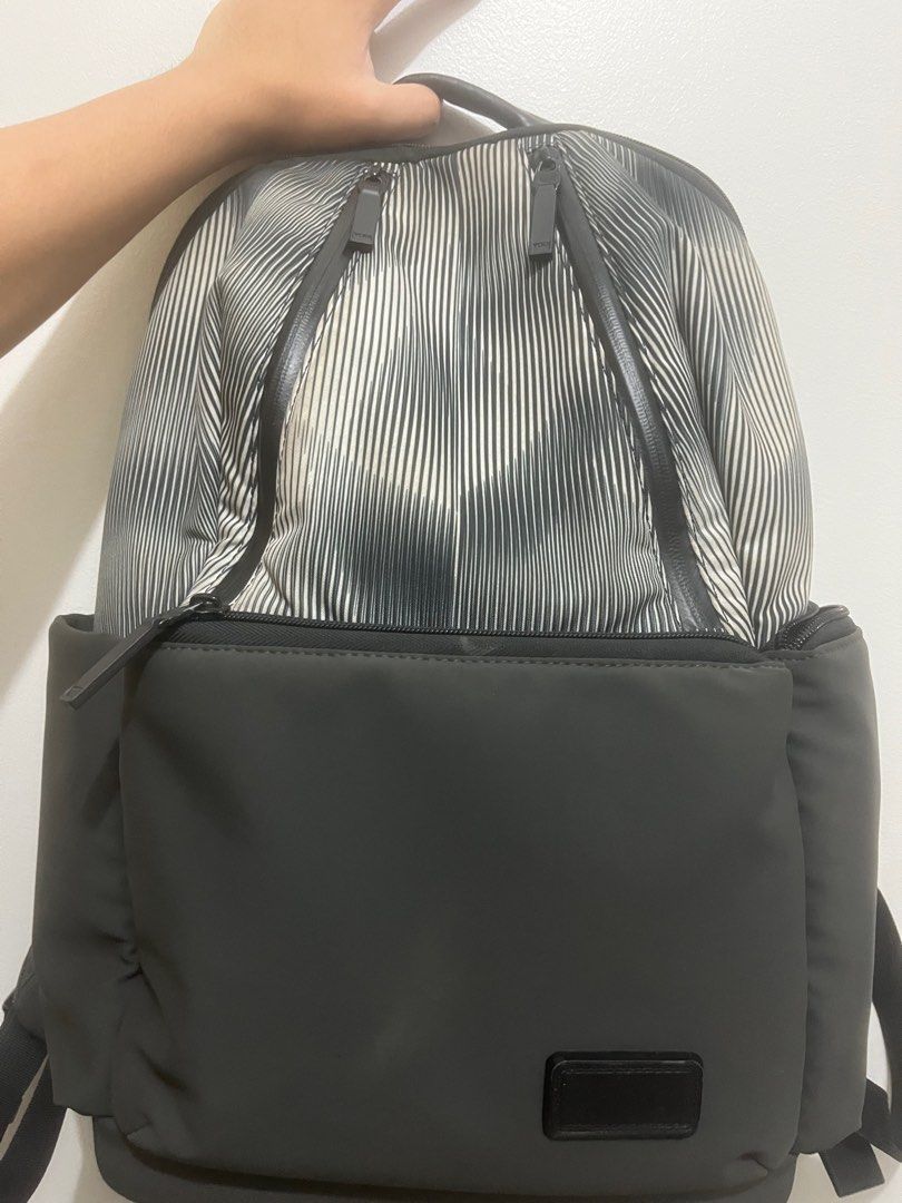 Tumi tahoe deals lakeview backpack