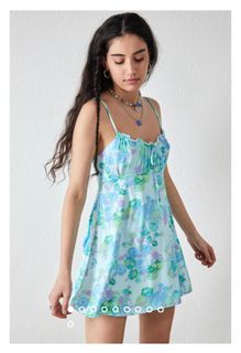 (Category: ) located in . Submitted by prettyyfits (Listing ID 1256720070, Image 1). Description: .