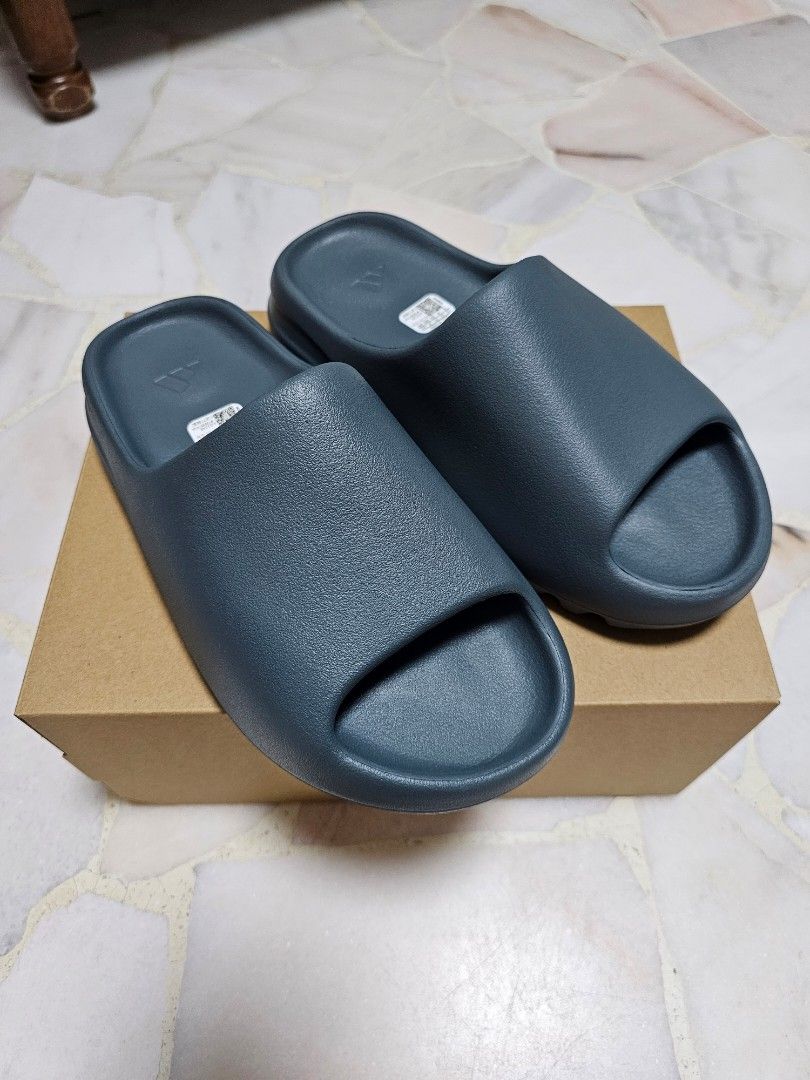brand new yeezy slides