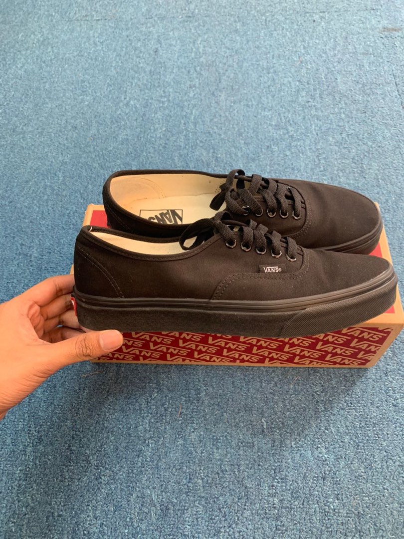Vans era 2025 triple black