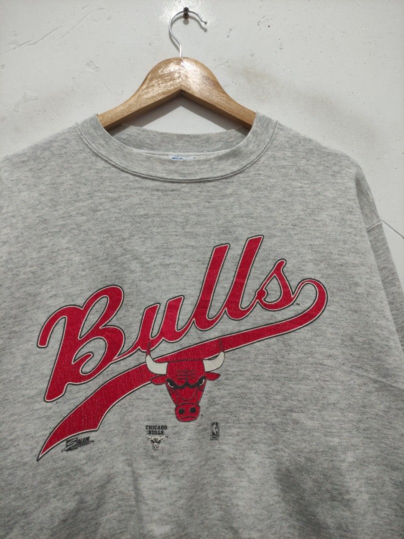 Vintage Chicago Bulls Salem Sportswear Sweatshirt Men s Fashion Tops Sets Hoodies on Carousell