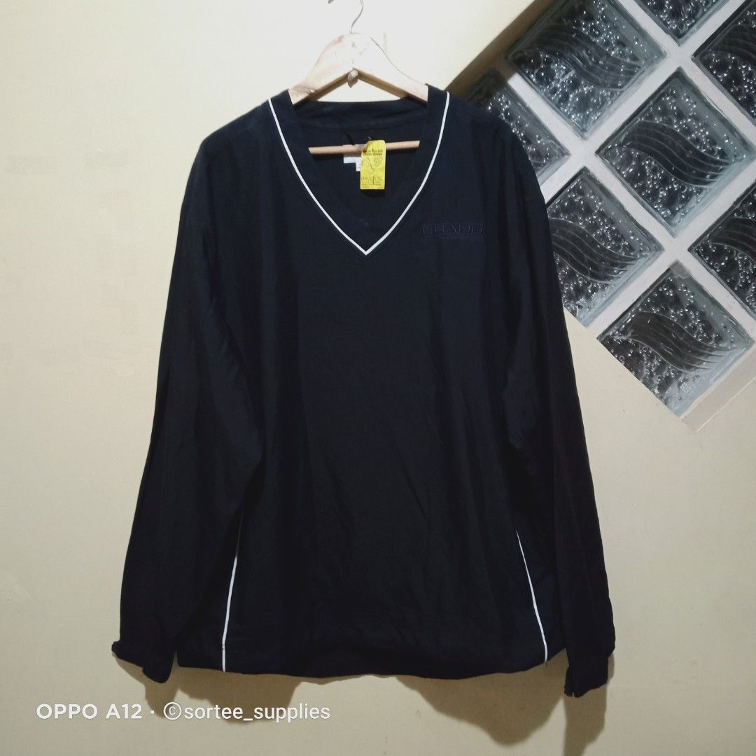 Cutter and sales buck pullover windbreaker