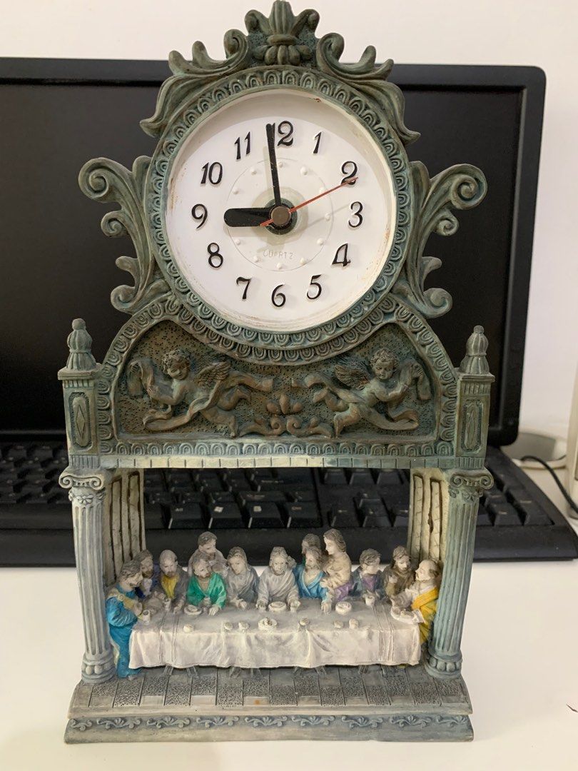 Vintage Table Clock (Category: Clocks) located in Caloocan City. Submitted by willsvintage (Listing ID 1200207966, Image 1). Description: Vintage table clock "The Last Supper"/Size: 10.5 inches height,6.5 inches lenght/Materials: Solid heavy resin/Working condition/Shipping via Lalamove,buyer shoulder's freight.