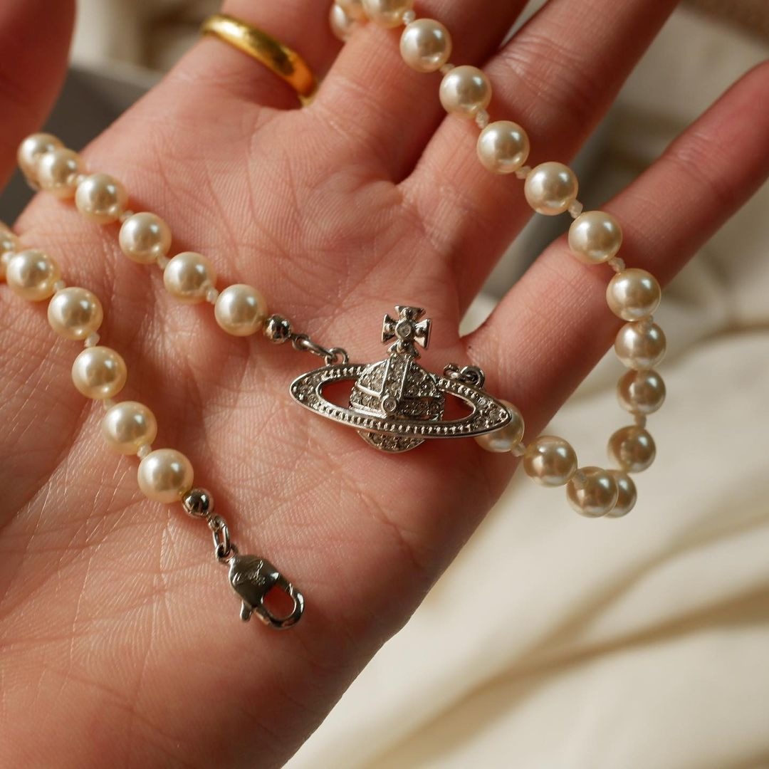 Vivienne westwood discount dragon pearl orb