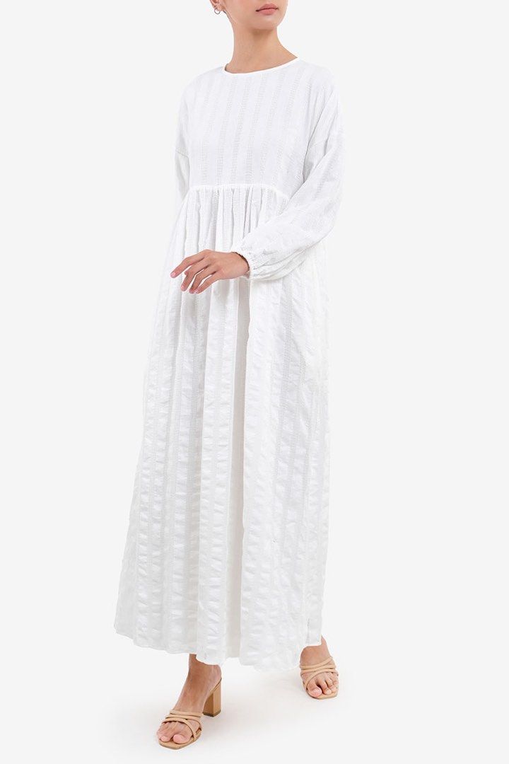 White cotton maxi clearance dress plus size