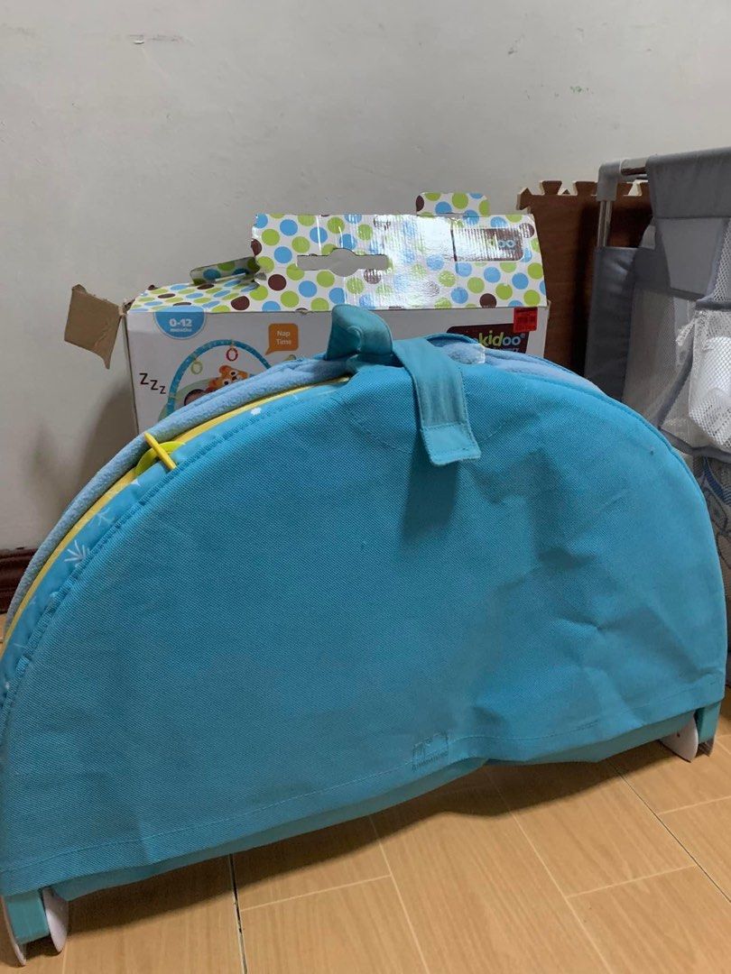Yookidoo baby play pen (Category: Cots & Cribs) located in Manila. Submitted by declutterwju (Listing ID 1256772675, Image 3). Description: selling this baby play pen for 350 pesos. used 2-3x ayaw po gamitin ng baby ko nung maliit pa siya please note that while the play pen is in excellent condition, some of the baby toys shown in the box are not included. however, you can easily personalize the play pen naman with your own toys 🙂 PM niyo na lan