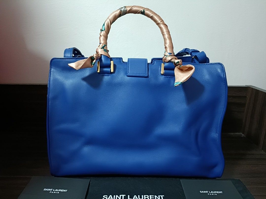 Yves Saint Laurent Small Cabas in Blue (Category: Luxury Bags & Wallets) located in Quezon City. Submitted by so.pretty (Listing ID 1256802288, Image 2). Description: ORIGINAL 💯 9/10 condition comes complete with original YSL dustbag from my other ysl bag... send dm for more photos.