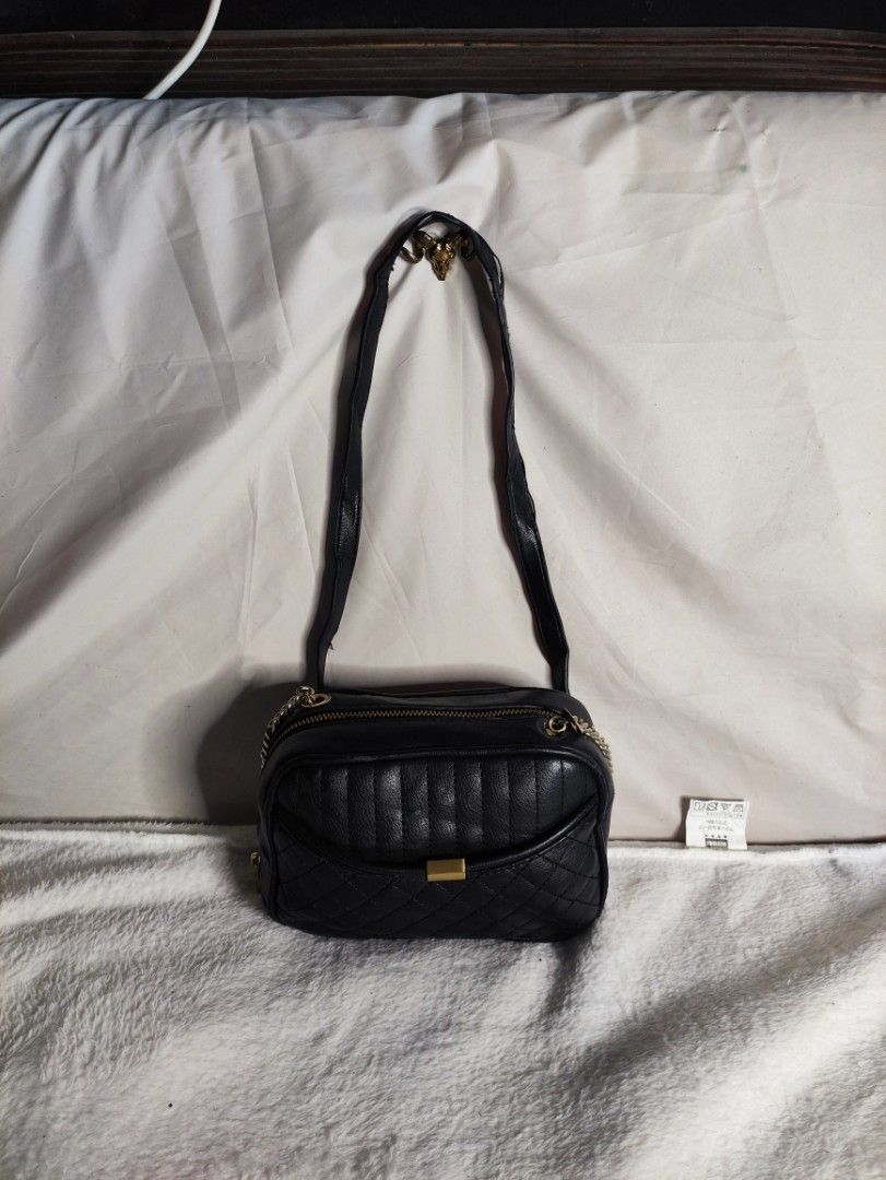 Zara quilted 2025 leather crossbody bag