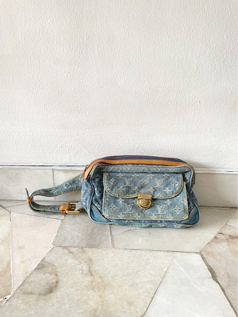 🅿️ Louis Vuitton LV Denim Monogram Belt Bum Bag Pouch #septsale, Women's  Fashion, Bags & Wallets, Cross-body Bags on Carousell