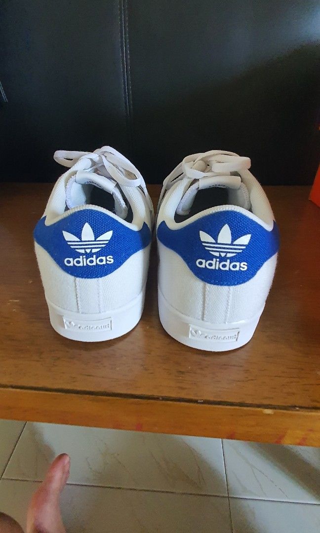 White and best sale blue adidas