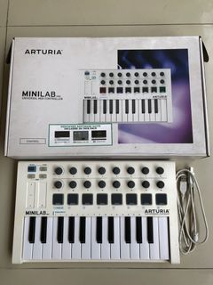 Arturia Minilab MK2 Keyboard Like New