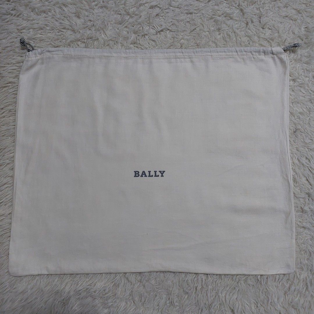 Authentic Bally dust bag 13x16 inches (Category: Luxury Bags & Wallets) located in Manila. Submitted by jfluxury.co (Listing ID 1256883361, Image 2). Description: excellent condition no flaws bought in Japan 🇯🇵 💯% Authentic. 😊 Money back guarantee. 😊 Clean and ready to use na po.
