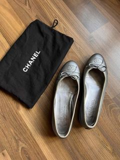 Authentic Chanel Ballet Flats - Silver