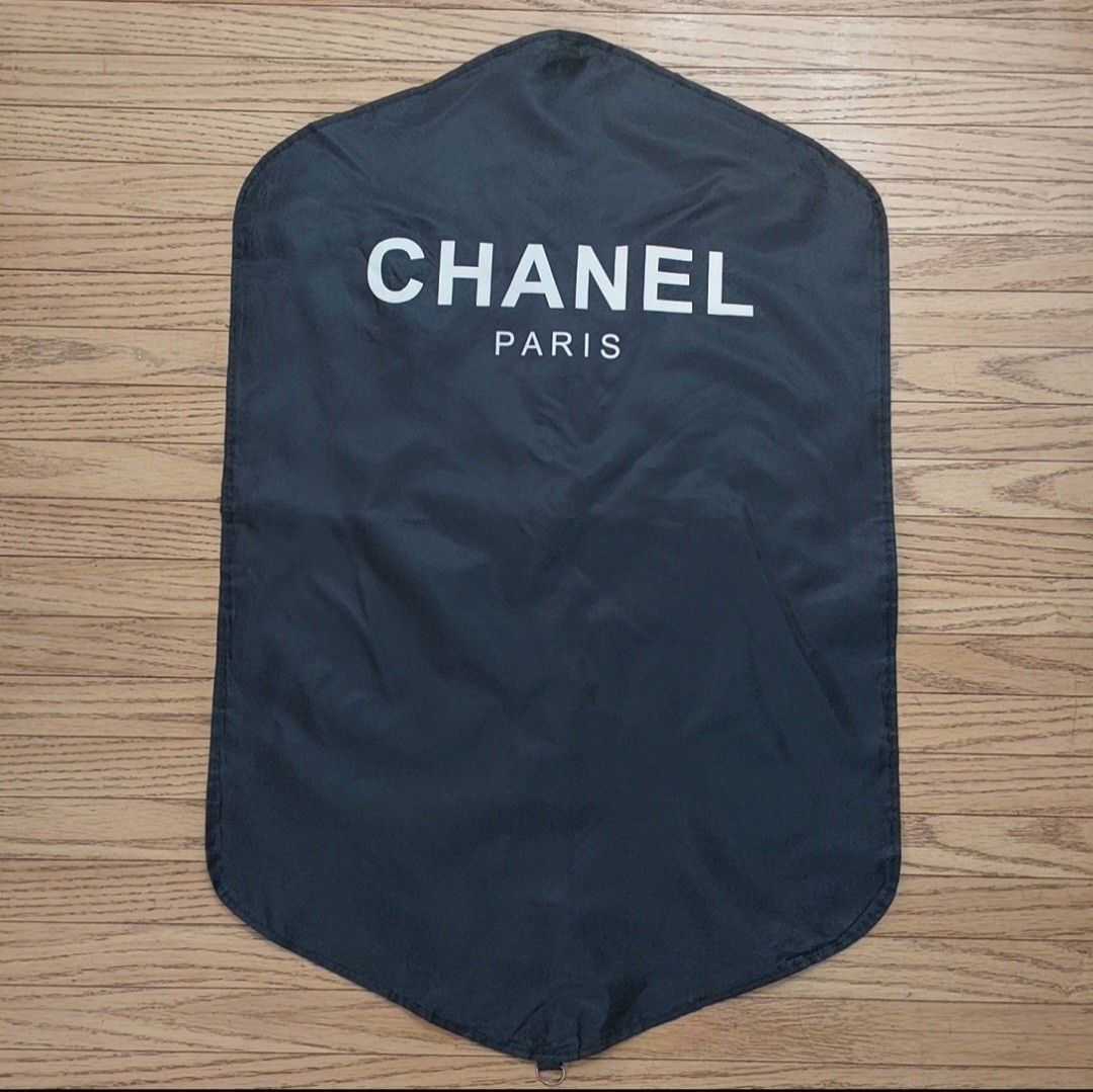 Authentic Chanel nylon garment bag (Category: Luxury Bags & Wallets) located in Manila. Submitted by jfluxury.co (Listing ID 1256881990, Image 2). Description: excellent condition no flaws bought in Japan 🇯🇵 💯% Authentic. 😊 Money back guarantee. 😊 Clean and ready to use na po.