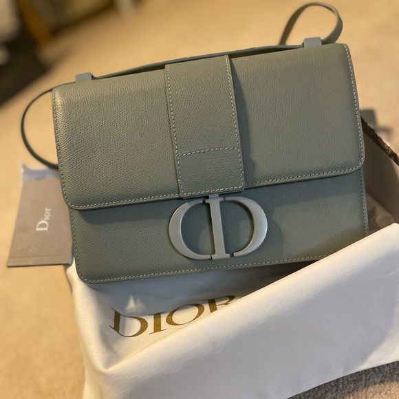 Preloved Dior Small 30 Montaigne Bag, Luxury, Bags & Wallets on Carousell