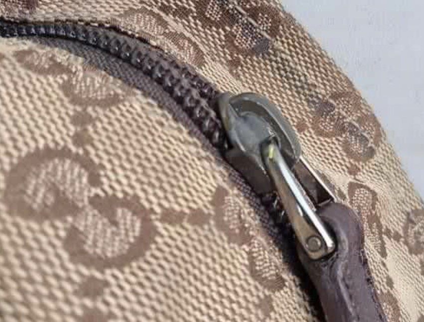 Authentic Gucci Vintage Web Boat Bag (Category: Luxury Bags & Wallets) located in Rosario. Submitted by myvinatgepieces (Listing ID 1256864448, Image 3). Description: Authentic Small Size Dimensions: W 17.5 × H19 × D18cm（W6.8’ × H7.4’ × D7.0’）/Handle:41cm（16.1’）Strap drop:16cm（6.2’） YKK zipper Intact Tag Interior- very good condition No holes With visible signs of wear- rubs on canvass bottom edges Spacious.